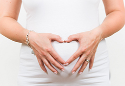 怒江怀孕期间怎么鉴定孩子是谁的，怒江胎儿亲子鉴定需要多少钱